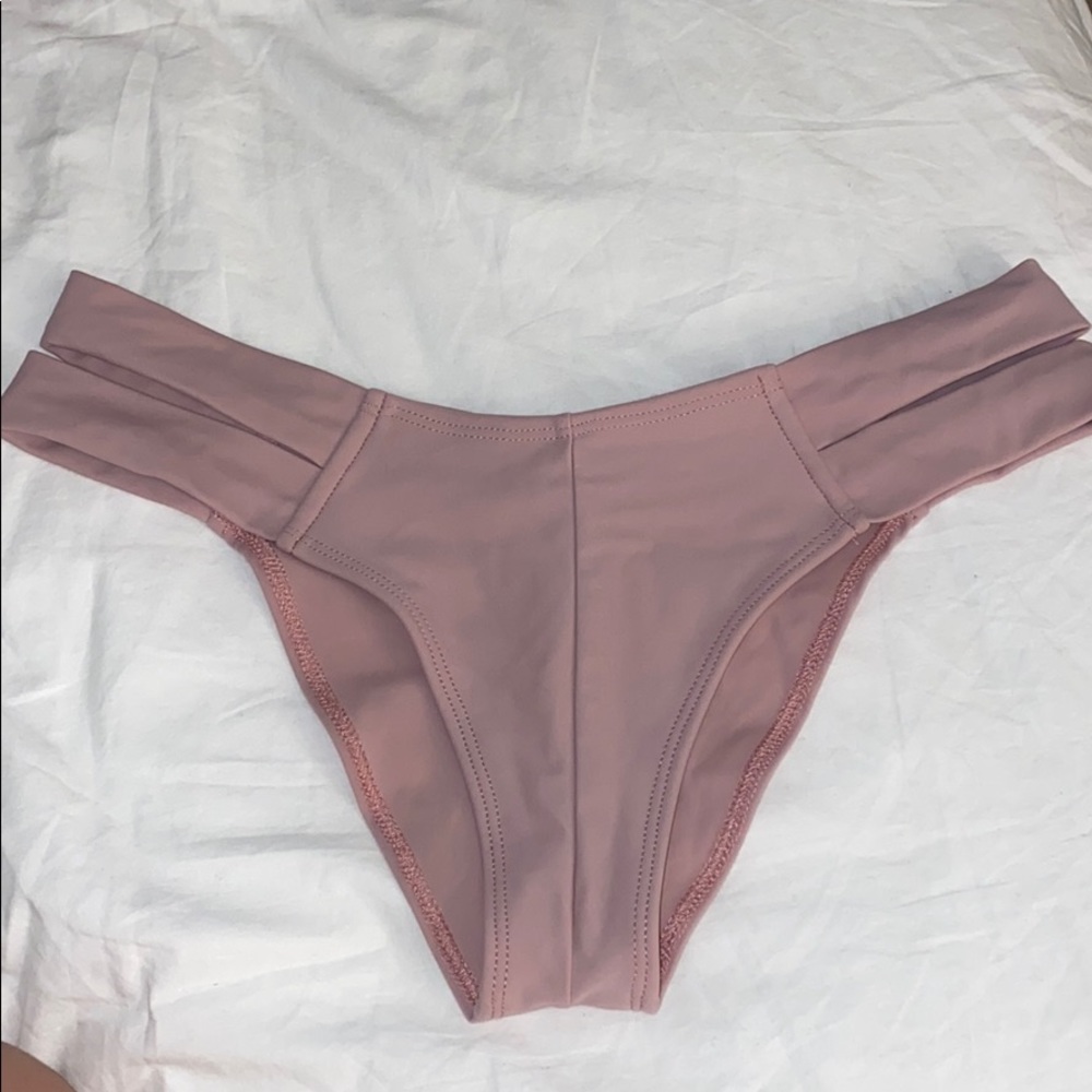 Montce additional coverage euro bottoms